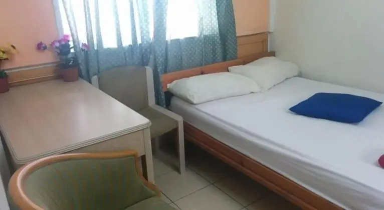 Tek Büyük Yataklı Oda