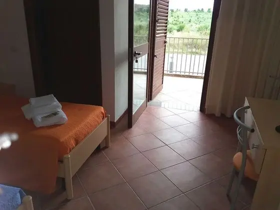 Tek Büyük Yataklı Oda