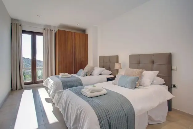 Villa, 5 Yatak Odası, Sigara İçilmez, Deniz Manzaralı