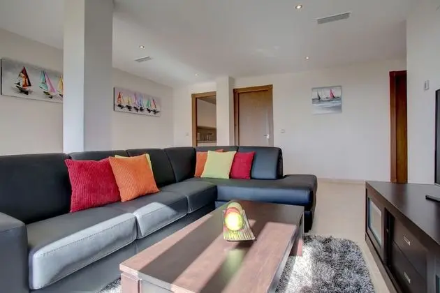 Villa, 5 Yatak Odası, Sigara İçilmez, Deniz Manzaralı