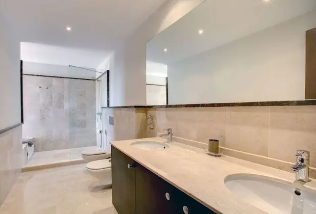 Villa, 5 Yatak Odası, Sigara İçilmez, Deniz Manzaralı