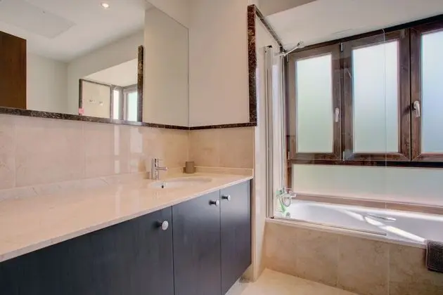 Villa, 5 Yatak Odası, Sigara İçilmez, Deniz Manzaralı