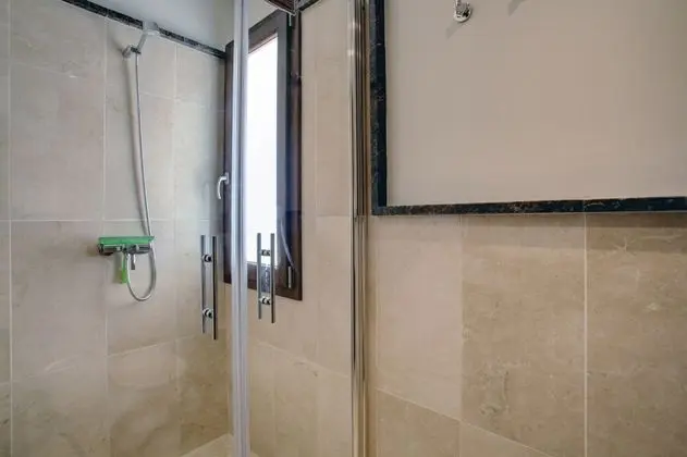 Villa, 5 Yatak Odası, Sigara İçilmez, Deniz Manzaralı