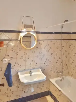 Dört Kişilik Oda, 1 Yatak Odası, Havuz Kullanımı, Avlu Manzaralı