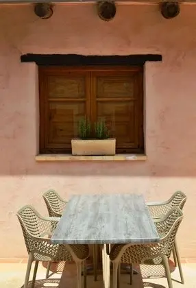 Üç Kişilik Oda, Birden Çok Yatak, Havuz Kullanımı, Avlu Manzaralı