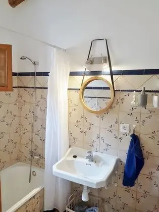 Üç Kişilik Oda, Birden Çok Yatak, Havuz Kullanımı, Avlu Manzaralı