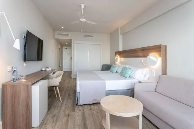 Grand Tek Büyük Yataklı Oda, Teras, Deniz Manzaralı (3 Adults)