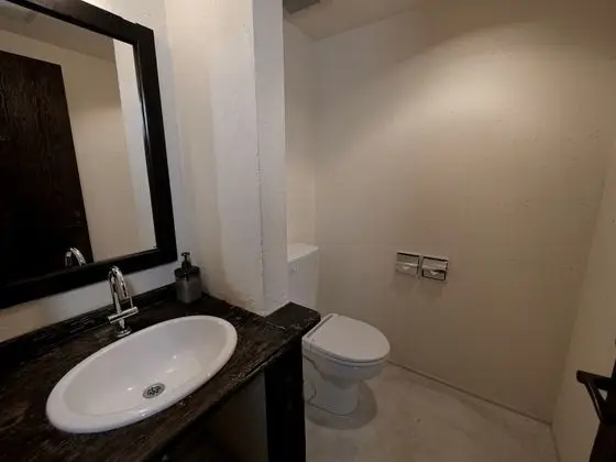 Basic Tek Büyük Yataklı Oda