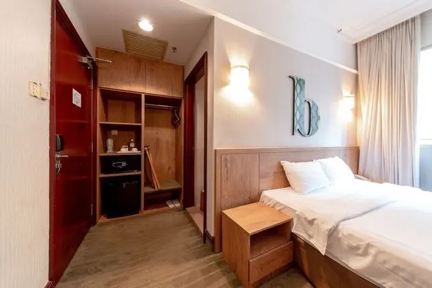Deluxe Tek Büyük Yataklı Oda