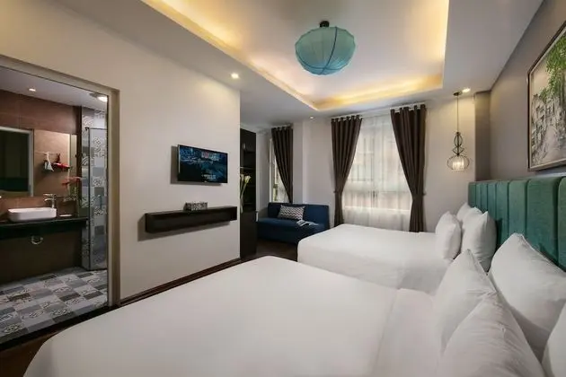 Deluxe Family Room