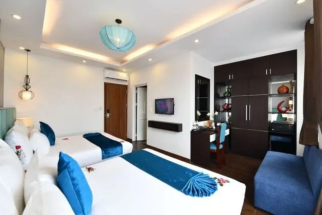 Deluxe Family Room