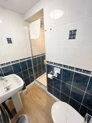Tek Kişilik Oda, Banyolu/Duşlu