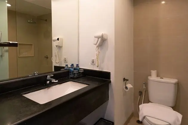 Pool Access Room