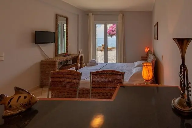 Villa, 4 Yatak Odası, Denize Sıfır