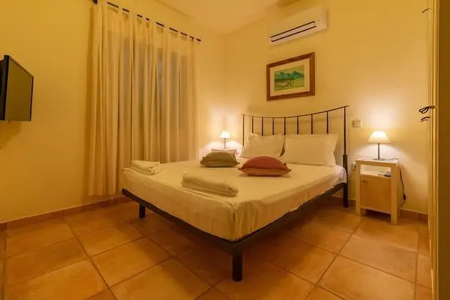 Villa, 4 Yatak Odası, Denize Sıfır
