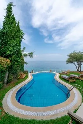 Villa, 4 Yatak Odası, Denize Sıfır