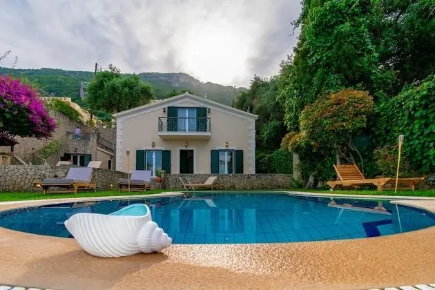 Villa, 4 Yatak Odası, Denize Sıfır