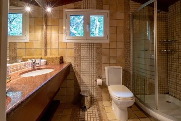Villa, 4 Yatak Odası, Denize Sıfır