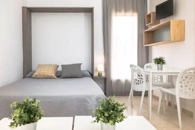 Stüdyo, Teras