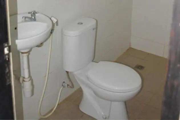 Standard Tek Büyük Yataklı Oda (with Fan)