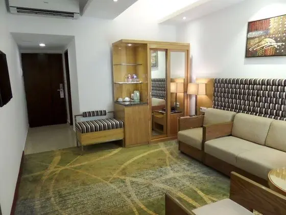 Canary Park Suite 2 connected Rooms