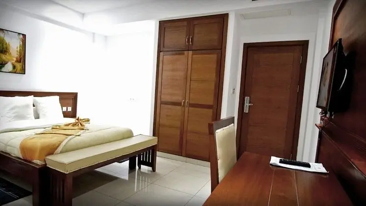 Standard Tek Büyük Yataklı Oda