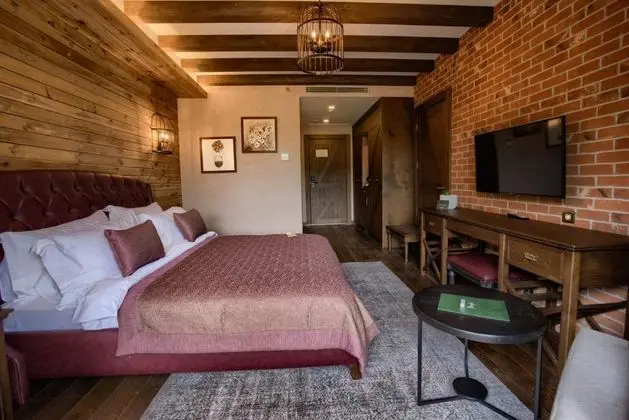 Grand Deluxe Oda, Bahçe Manzaralı