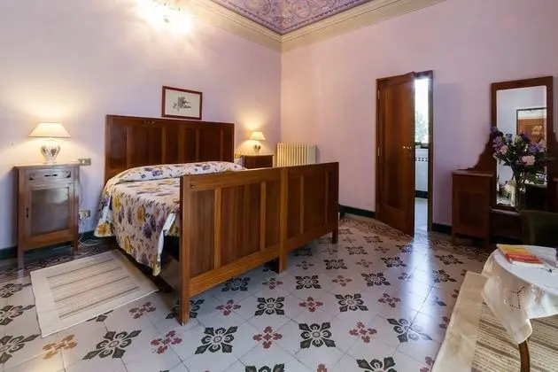 Deluxe Tek Büyük veya İki Ayrı Yataklı Oda (4)