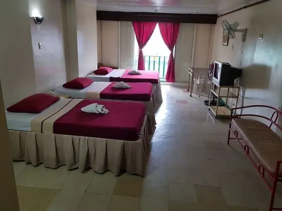 Üç Kişilik Oda