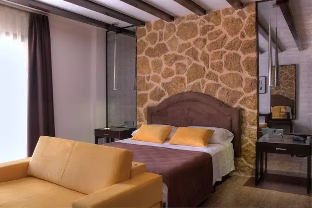 Tek Büyük Yataklı Oda