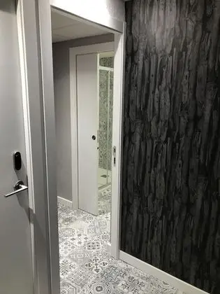 Üç Kişilik Oda, Teras