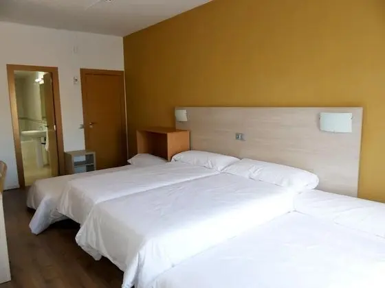Dört Kişilik Oda