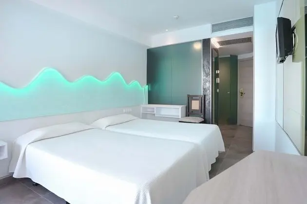 Büyük Yataklı Tek Kişilik Oda, Balkon, Deniz Manzaralı
