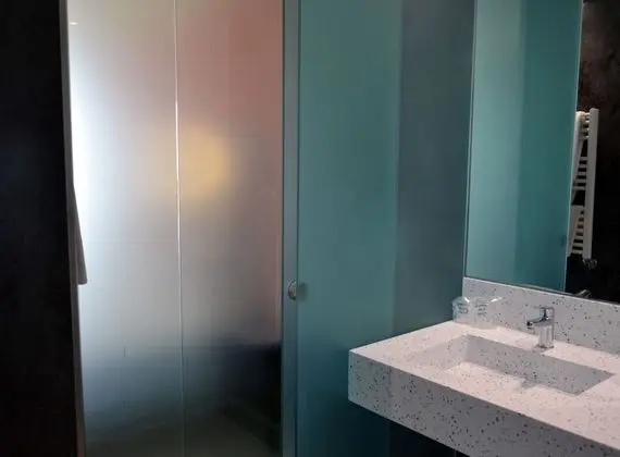 Tek Büyük Yataklı Oda (2 Adults + 1 Child)