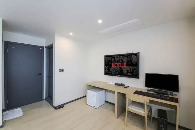 Deluxe Tek Büyük Yataklı Oda