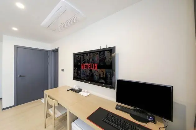 Deluxe Tek Büyük Yataklı Oda