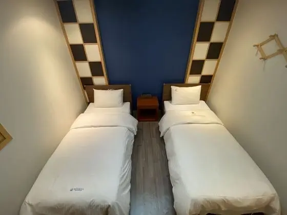 Single Twin Room
