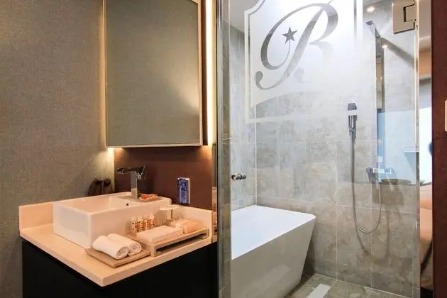 Standard Tek Büyük Yataklı Oda (Free Upgrade to Superior Double Room)