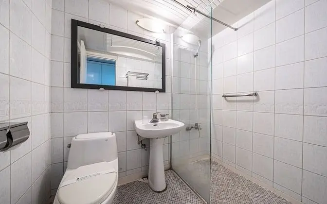 Oda (10py, Condo type)
