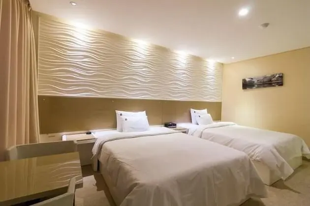Super Deluxe Room