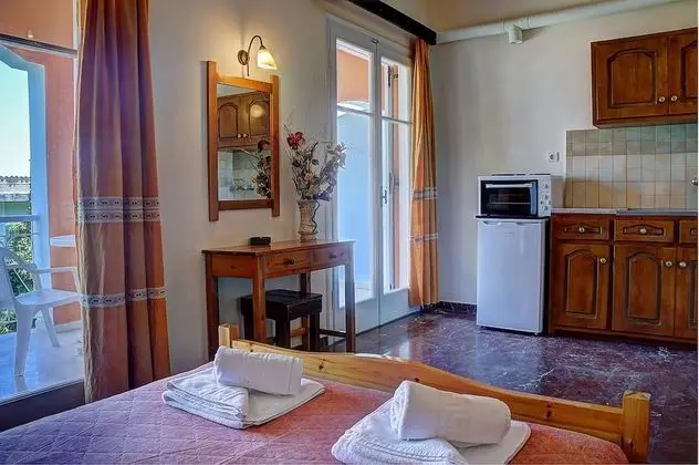 Family Stüdyo, 1 Yatak Odası, Balkon, Kısmi Deniz Manzaralı