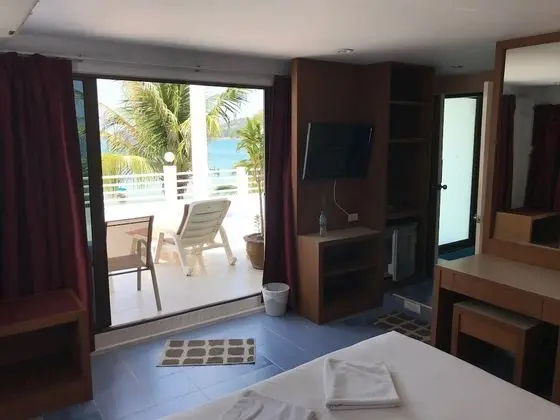 Deluxe Tek Büyük Yataklı Oda, Deniz Manzaralı