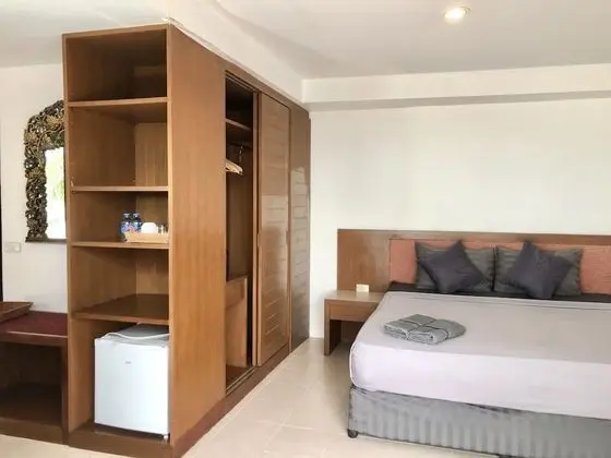 Standard Tek Büyük Yataklı Oda