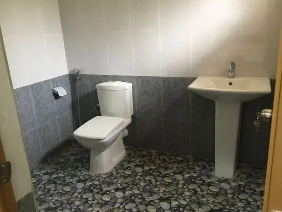 Tek Büyük Yataklı Oda, Sigara İçilebilir, Ortak Banyo