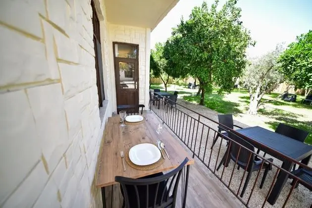 1 + 1 Daire, Bahçe Manzaralı, Balkonlu