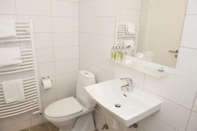 Tek Büyük Yataklı Oda, Banyolu/Duşlu