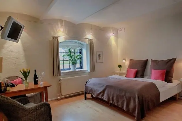 Standard Büyük Yataklı Tek Kişilik Oda