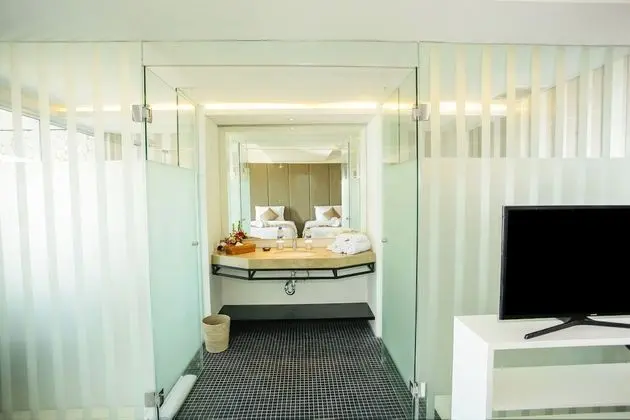 Ocean View Premium Suite Room