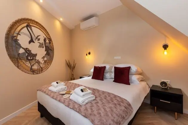 Deluxe Tek Büyük Yataklı Oda