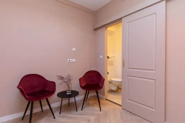 Junior Tek Büyük Yataklı Oda